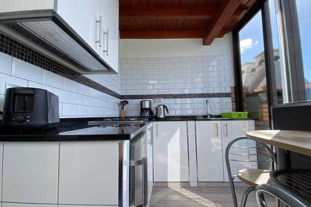 Ferienwohnung Estudio Agradable, Con Jacuzzi, Terraza Y Barbacoa, Totalmente Independiente Corralejo Exterior foto