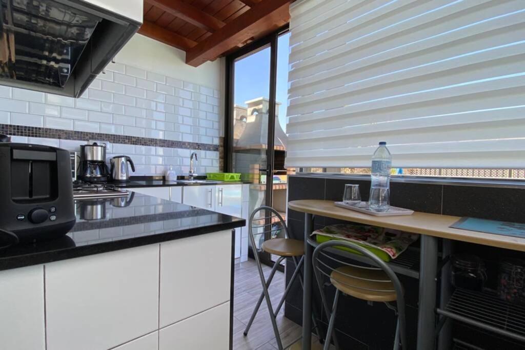 Ferienwohnung Estudio Agradable, Con Jacuzzi, Terraza Y Barbacoa, Totalmente Independiente Corralejo Exterior foto